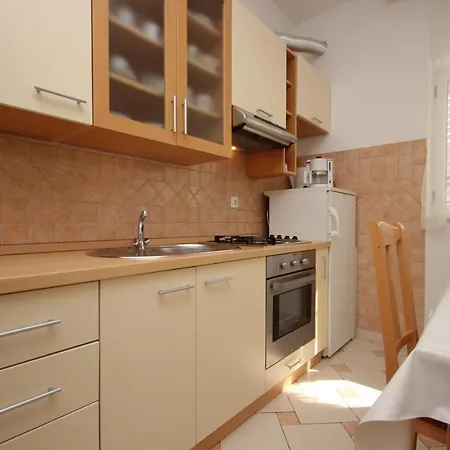 By The Sea Kali, Ugljan - 8503 *