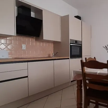 By The Sea Kali, Ugljan - 8503