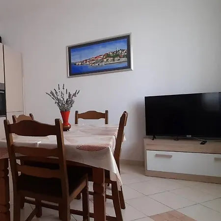 Daire By The Sea Kali, Ugljan - 8503 *