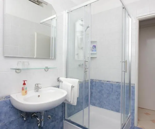Apartman By The Sea Kali, Ugljan - 8503 Kali