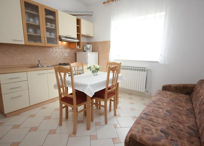 Apartamento By The Sea Kali, Ugljan - 8503 *
